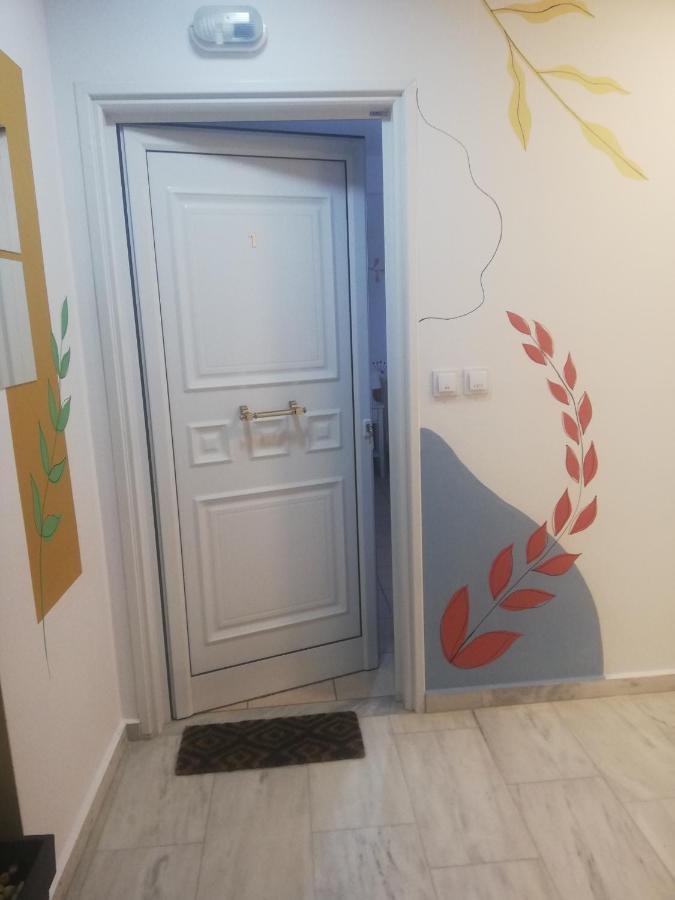 Maria'S Studio No1 In Heraklion/Wifi/Ac Экстерьер фото